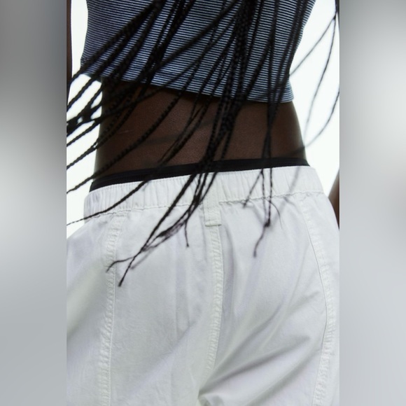 H&M Women’s 18 Canvas Cargo Pants Cream- NWT - Picture 4 of 5